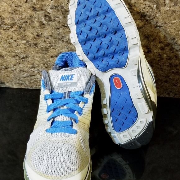 Nike Shoes - Nike Air Max+ 2010 Running Shoes 386374-104